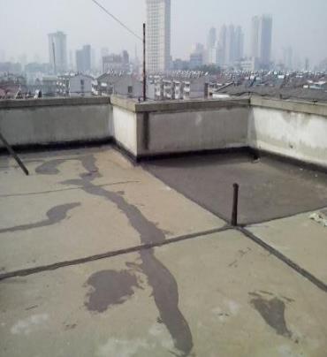 西陵漏水维修 楼顶漏水是什么原因，楼顶漏水维修方法是什么?